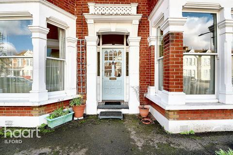 5 Redcliffe Gardens, Ilford, IG1 3HQ