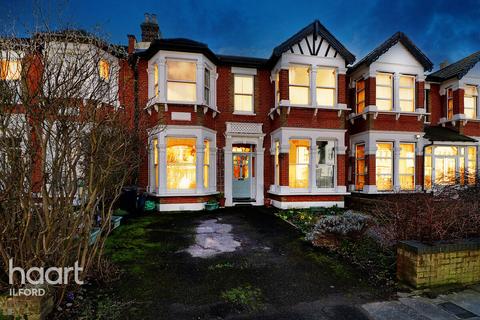 5 Redcliffe Gardens, Ilford, IG1 3HQ