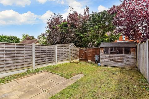 4 Box Close, Laindon, Basildon, SS15 4AG