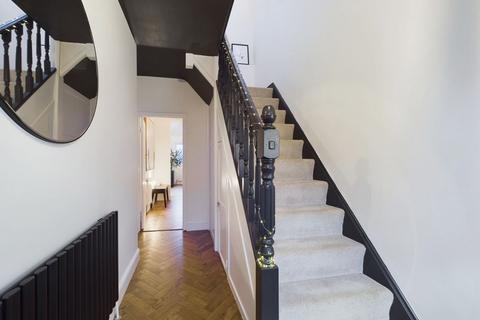 29 Lynton Avenue, Northampton, NN2 8LX