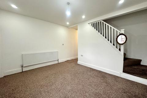 3 bedroom end of terrace house for sale - Vicarage Road, Wednesbury WS10
