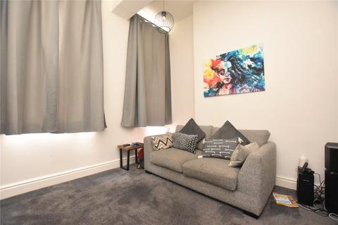 1 bedroom apartment for sale - Flat 15, Victoria Court, Victoria Mews, Morley, Leeds, West Yorkshire