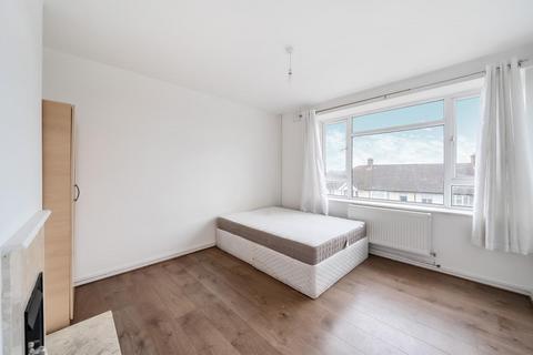 92 Ronver Road, London, SE12 0NJ