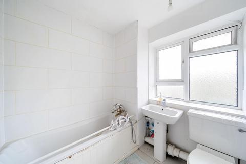 92 Ronver Road, London, SE12 0NJ