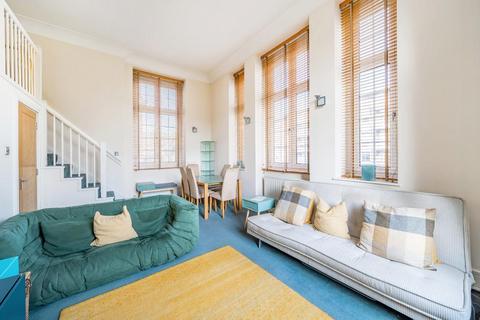 1 bedroom flat for sale, Rosebery Avenue, Clerkenwell