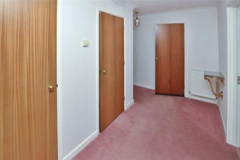 15 Arnold Close, West Moors, Ferndown, BH22 0LD