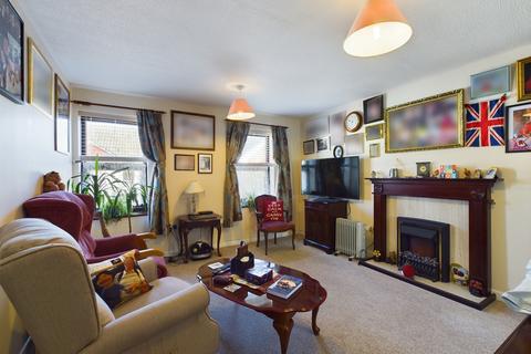 2 bedroom flat for sale, Albert Rd, Portsmouth PO6