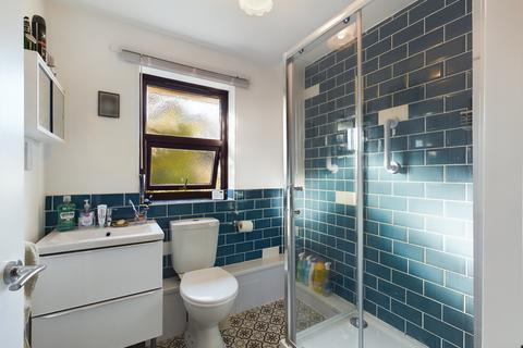 2 bedroom flat for sale, Albert Rd, Portsmouth PO6