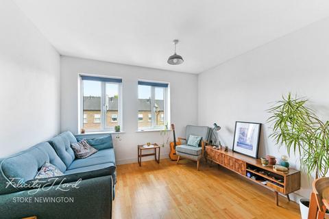 1 bedroom flat for sale, Flanders House, Defoe Road, Stoke Newington, N16