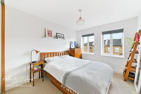 1 bedroom flat for sale, Flanders House, Defoe Road, Stoke Newington, N16