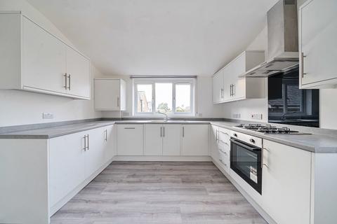 2 bedroom duplex for sale, High Street, Rickmansworth, Hertfordshire