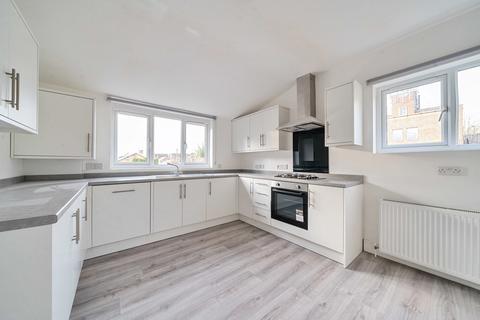 2 bedroom duplex for sale, High Street, Rickmansworth, Hertfordshire