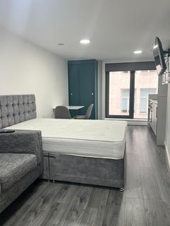 Studio to rent, Modern Studio Apartment in Vista Residences