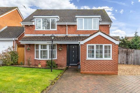 Maisemore Close, Redditch, Worcestershire, B98