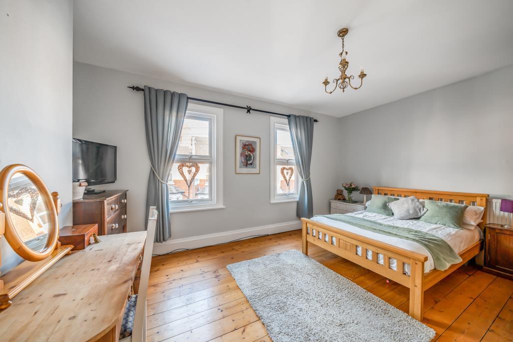 St Dunstans Crescent, Battenhall, WR5 5 bed end of terrace house for sale £400,000