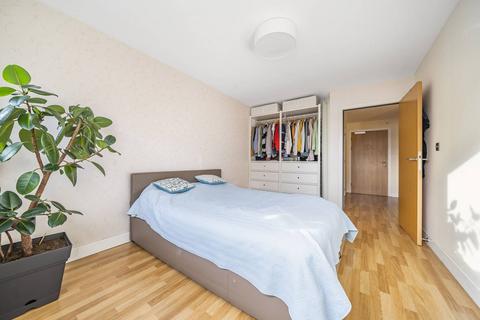 2 bedroom flat for sale, Navigation Court, Gallions Reach, London, E16