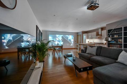 Flat 403, Omega Works, 4 Roach Road, London, E3 2LX