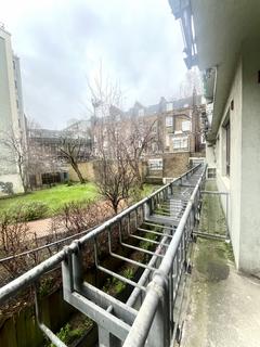 Studio for sale, Fleetway, WC1H