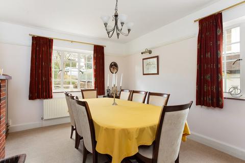 5 bedroom detached house for sale, Haddon Road, Chorleywood, Rickmansworth, Hertfordshire, WD3