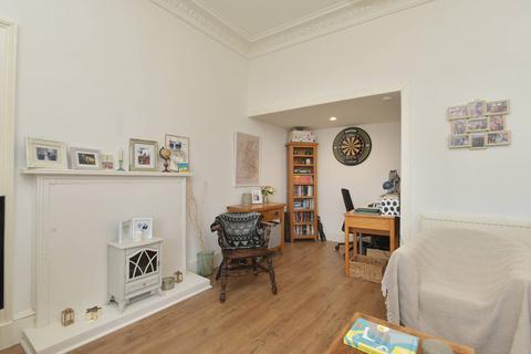35/6 Lower Granton Road, Edinburgh, EH5 3RS