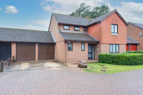 5 bedroom link detached house for sale, Frimley, Camberley, Surrey, GU16