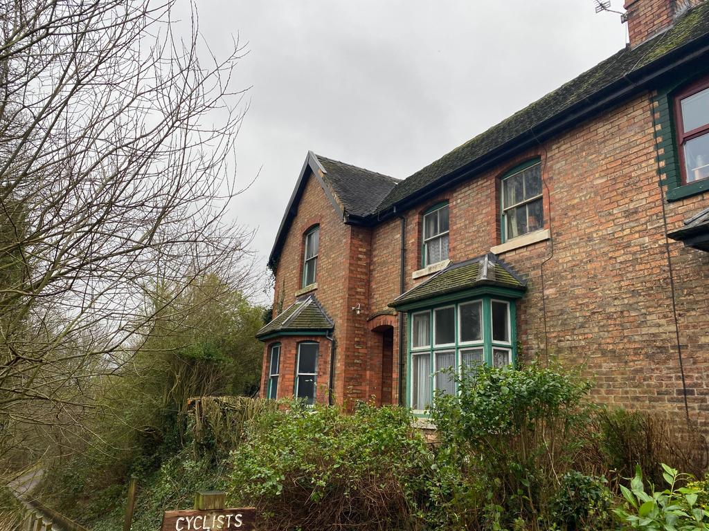 Wheelock Station Cottage, Sandbach 4 bed semidetached house for sale