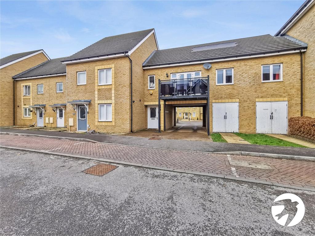 Chapel Drive, Victoria Park, Dartford, Kent, DA2 2 bed to