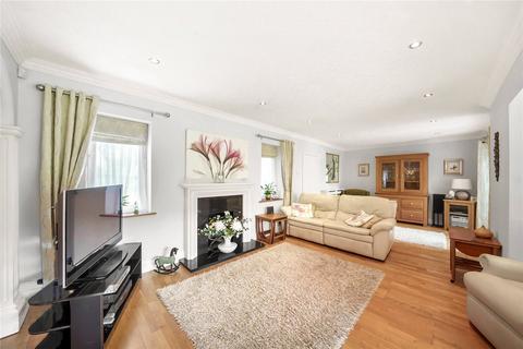 52 Howletts Lane, Ruislip, HA4 7RZ