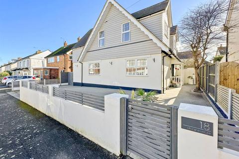 4 bedroom detached house for sale, Alma Road, Herne Bay