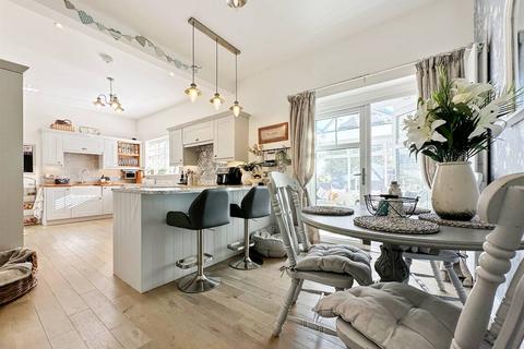 18 Alma Road, Herne Bay, CT6 6JJ