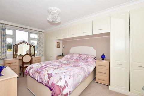 3 bedroom terraced house for sale, Gilsland, Waltham Abbey, Essex