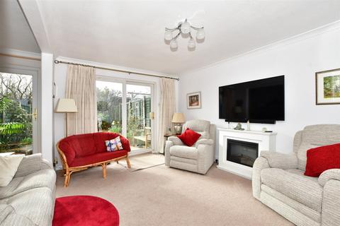 3 bedroom terraced house for sale, Gilsland, Waltham Abbey, Essex
