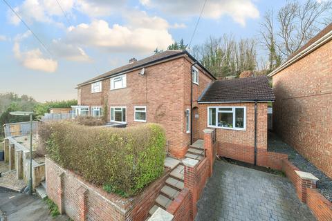 37 Cliffe Road, Godalming, GU7 2JX