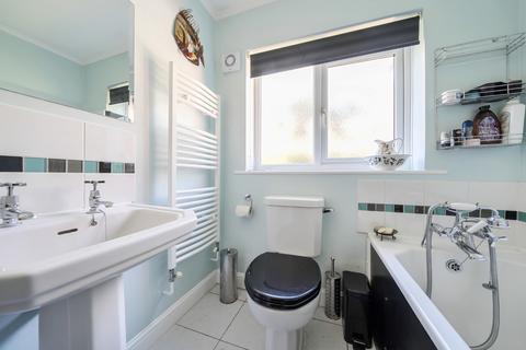37 Cliffe Road, Godalming, GU7 2JX