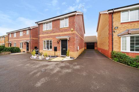 3 bedroom detached house for sale, Rosehip Close, Pershore, Worcestershire
