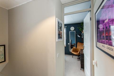 16 Grand Walk, Mile End, London, E1 4PJ