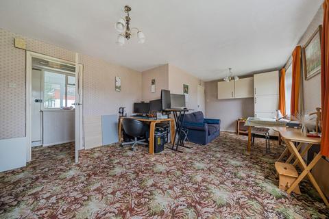 2 bedroom semi-detached house for sale, Fullbrook Crescent, Tilehurst, Reading