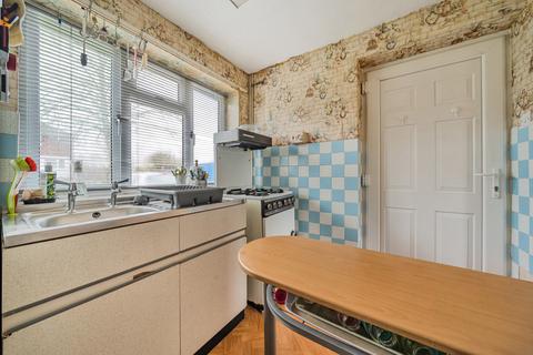 2 bedroom semi-detached house for sale - Fullbrook Crescent, Tilehurst, Reading