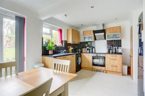 2 bedroom bungalow for sale, Holmbush Way, Southwick, Brighton, West Sussex, BN42