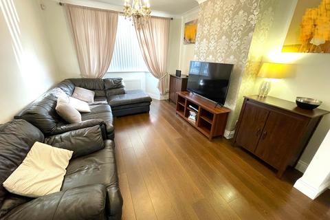 76 Crowlands Avenue, Romford, RM7 9HX