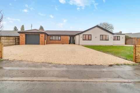 5 bedroom detached bungalow for sale, Watery Lane, Northampton, Nether Heyford NN7 3LN