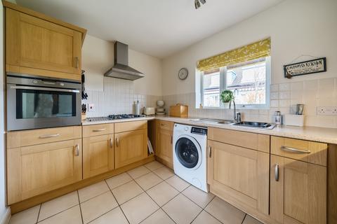 2 bedroom apartment for sale - Patrons Way West, Denham Garden Village, Buckinghamshire, UB9