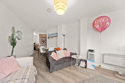 3 bedroom apartment for sale, East Street, Leeds LS9