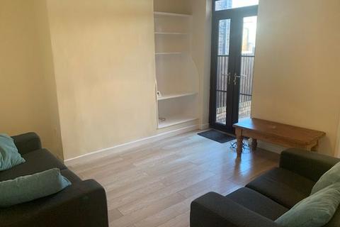 4 bedroom house share to rent, Newcastle-under-Lyme ST5