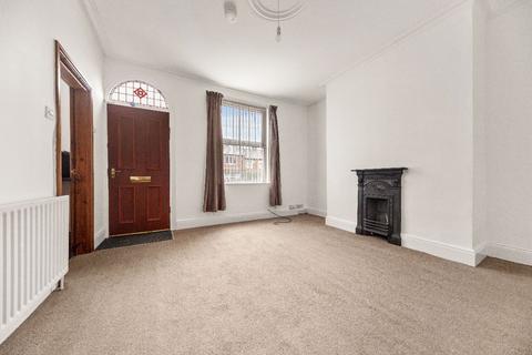 2 bedroom terraced house to rent, Leeds LS11