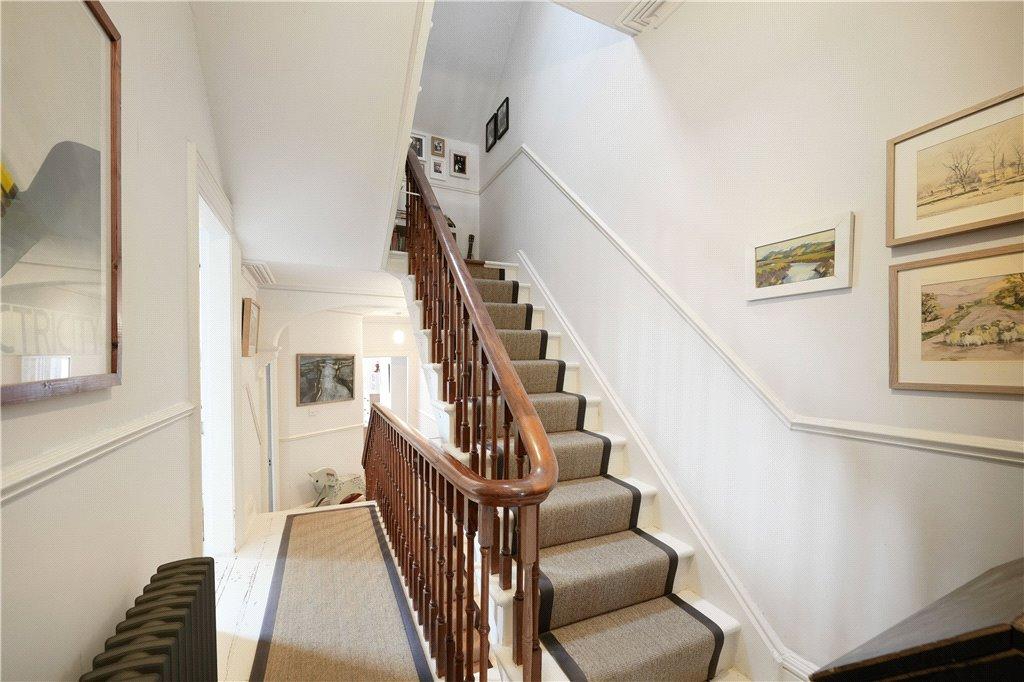 Hallway/Stairs
