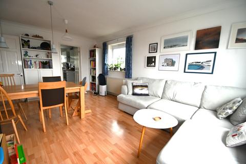 5 Tithe Court, Slough, SL3 8AS