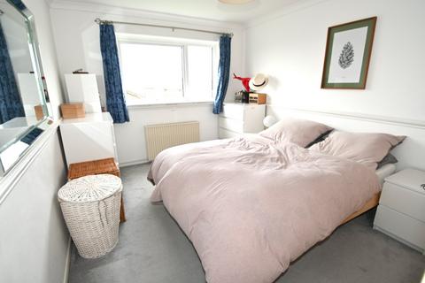 5 Tithe Court, Slough, SL3 8AS