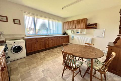 2 bedroom bungalow for sale, Clatterford Road, Newport, Isle of Wight