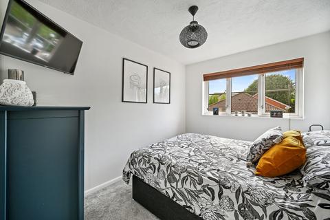 2 bedroom apartment for sale, Autumn Drive, Sutton, SM2